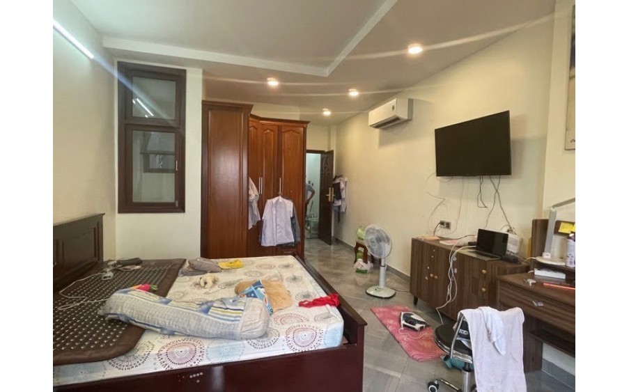 HXH Hoà Bình, Gần Ngã 4 Luỹ Bán Bích, Q, Tân Phú. 4x28m, 4 tầng. Chỉ 11.9 tỷ.